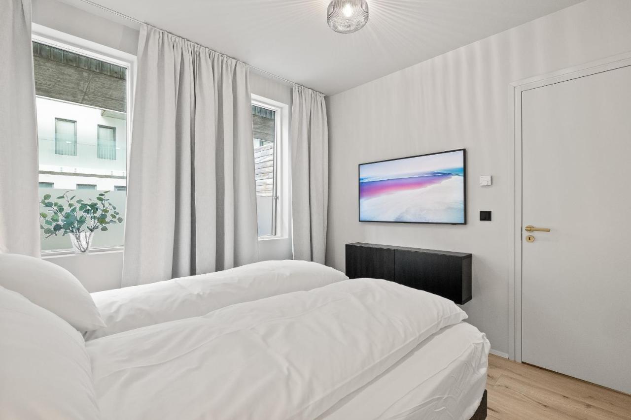 Brand New Downtown Harbor Apartment レイキャヴィーク エクステリア 写真
