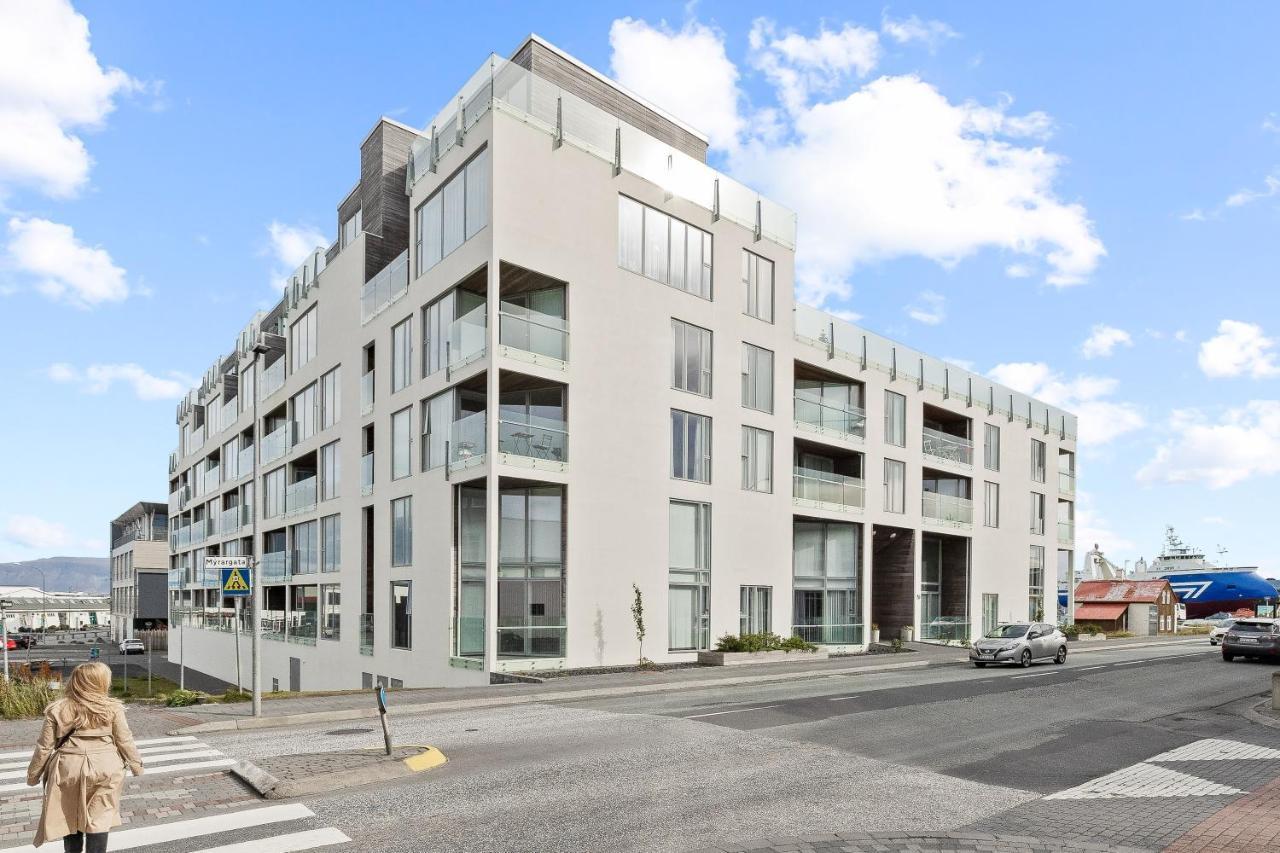 Brand New Downtown Harbor Apartment レイキャヴィーク エクステリア 写真